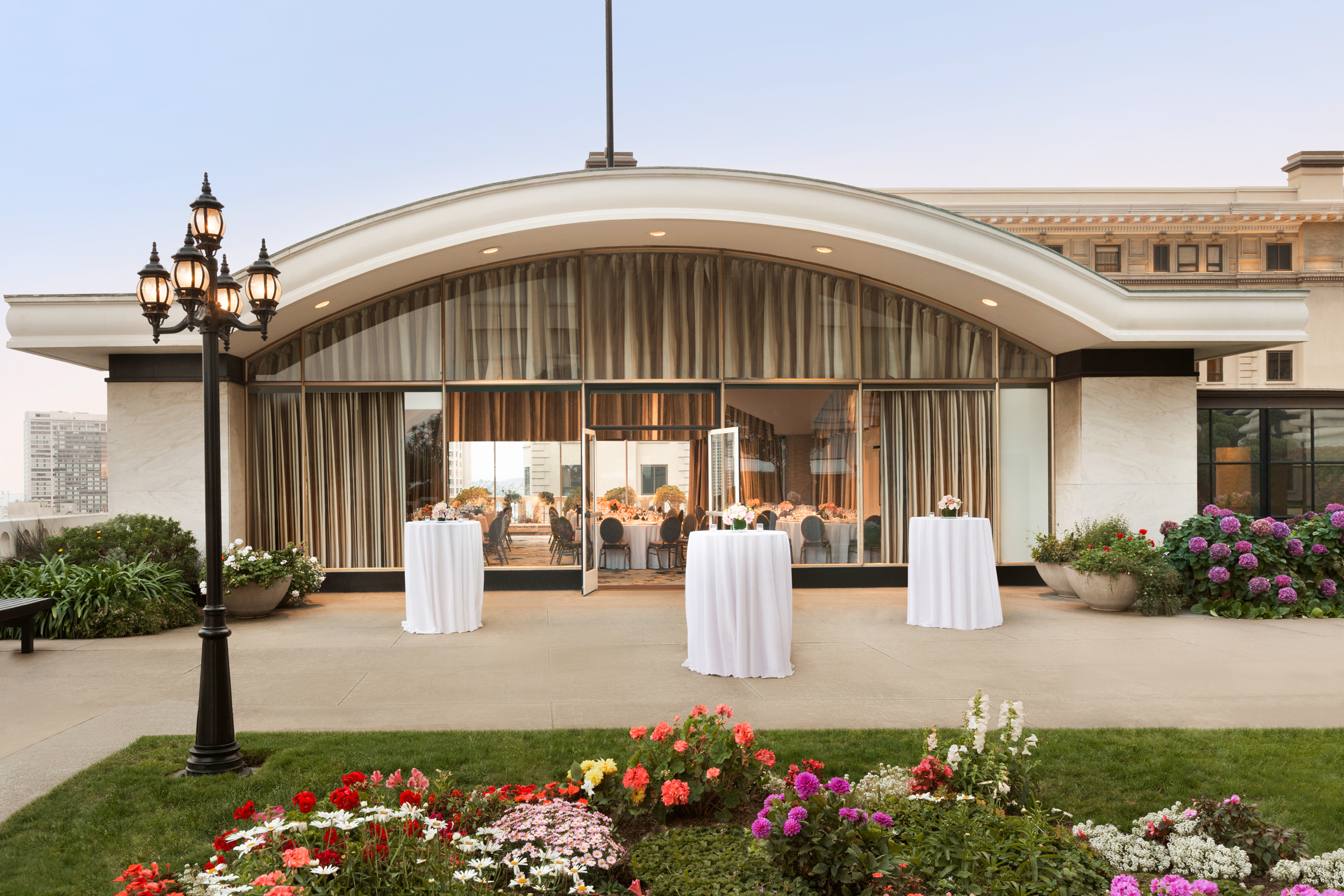 The facade of the meeting room