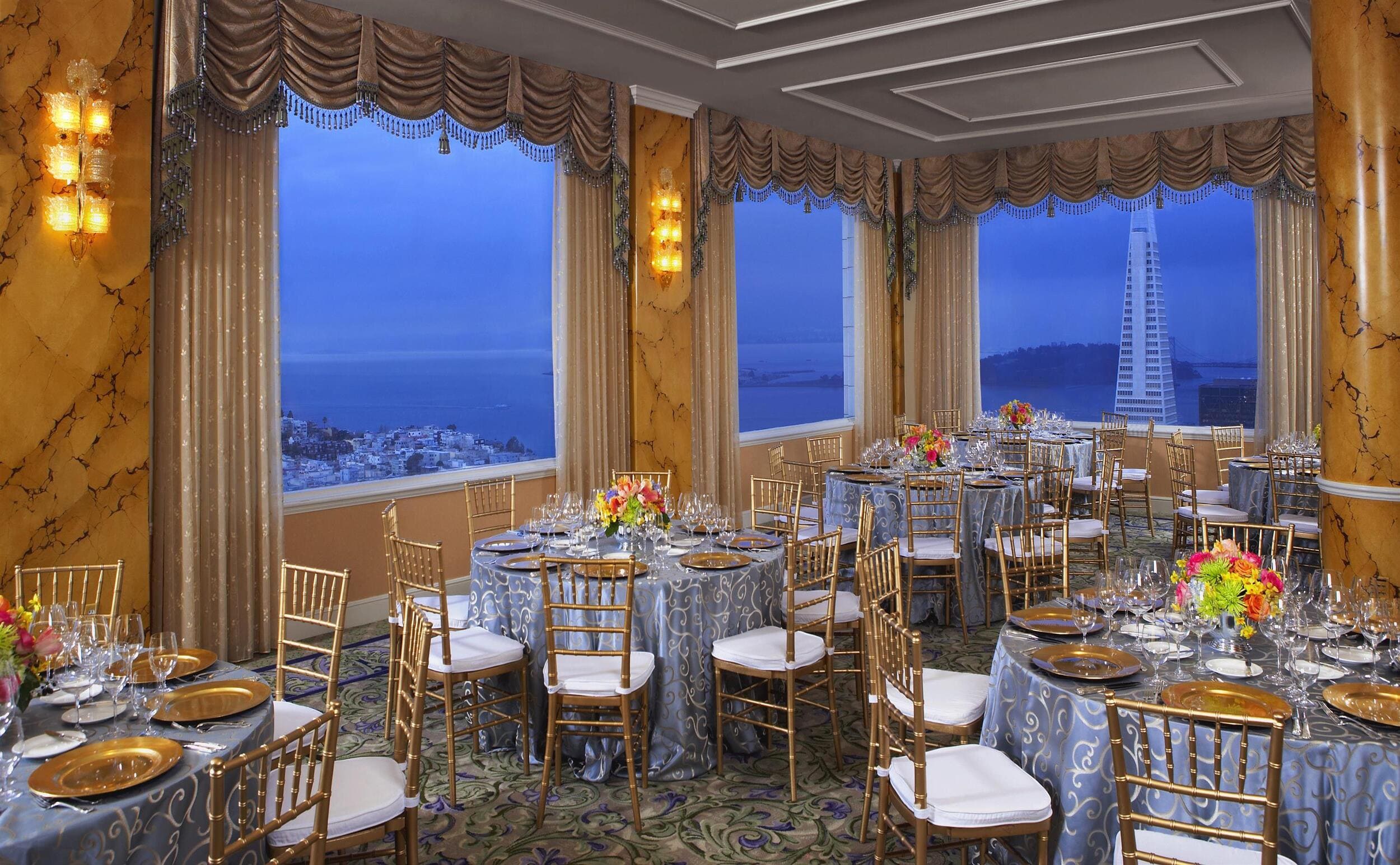 Luxury Accommodations In The Heart Of San Francisco: Fairmont San Francisco’s Crown Room