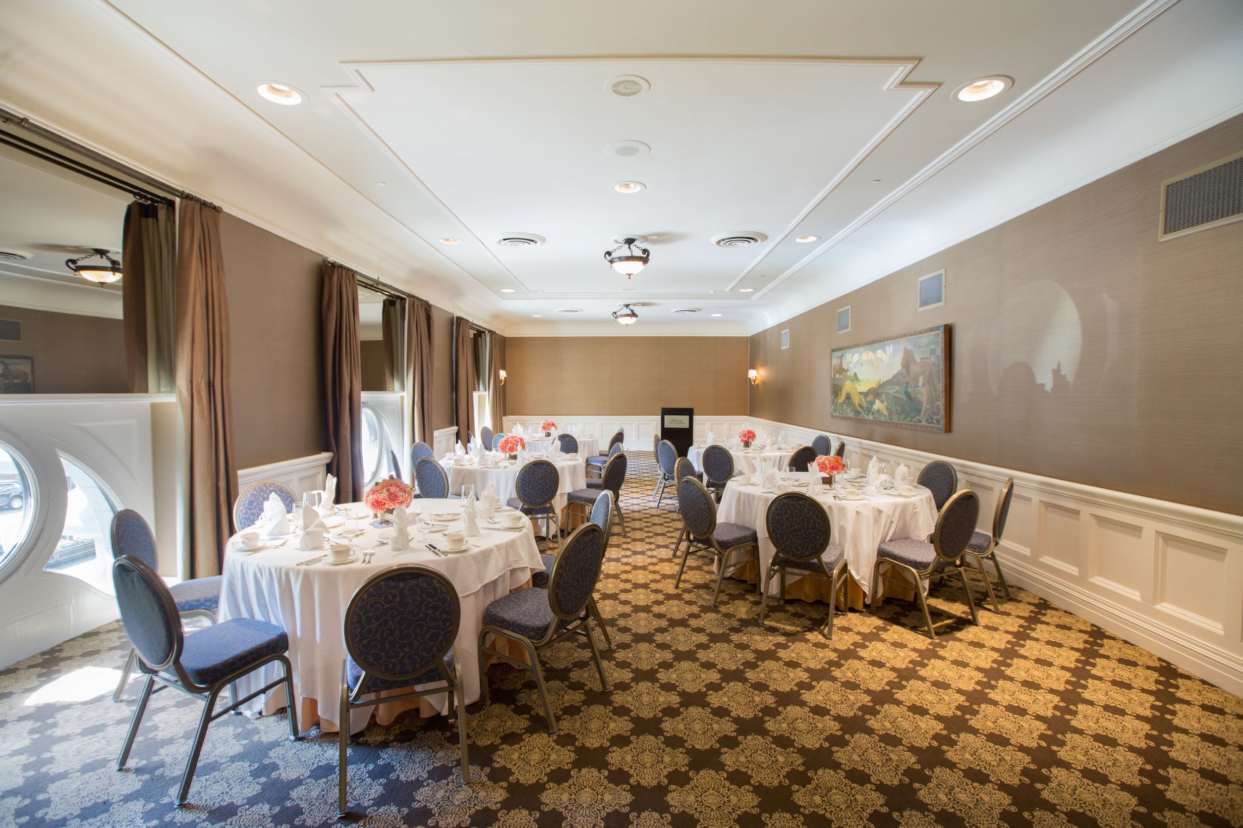 Meeting room with windows