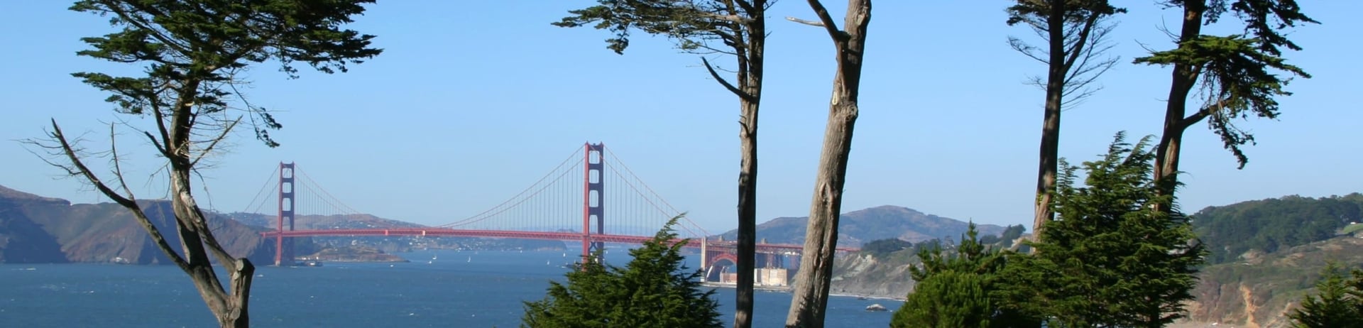 golf course with view of golden gate bridge